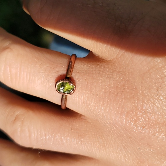 Organic Unique Handmade Copper Electroplated Peridot Ring Size 10.25 - Picture 1 of 3